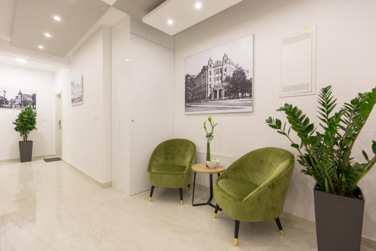 Apartmani I Sobe Pejacevic Osijek Bagian luar foto