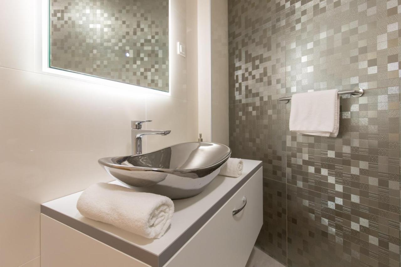 Apartmani I Sobe Pejacevic Osijek Bagian luar foto