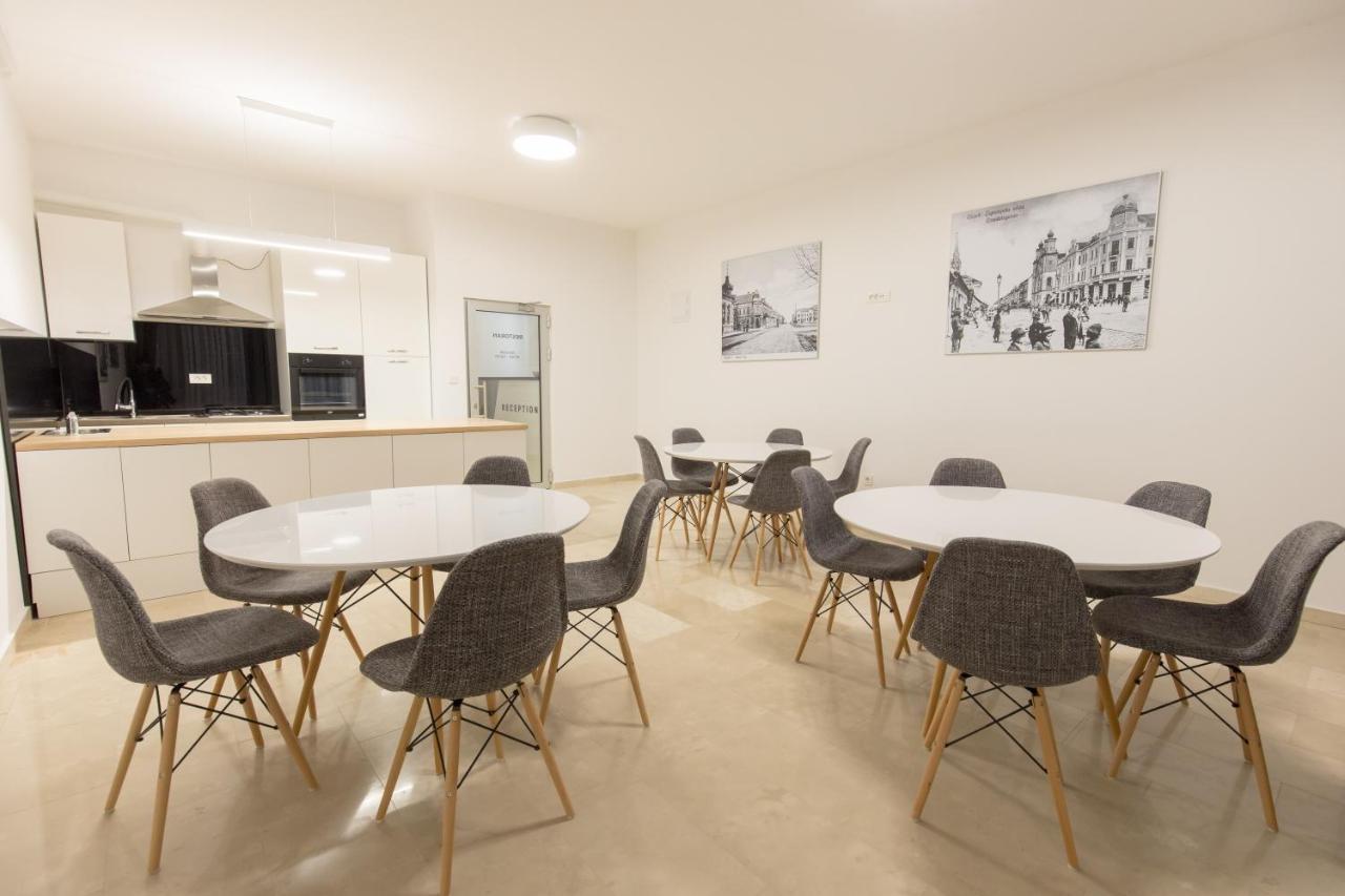 Apartmani I Sobe Pejacevic Osijek Bagian luar foto