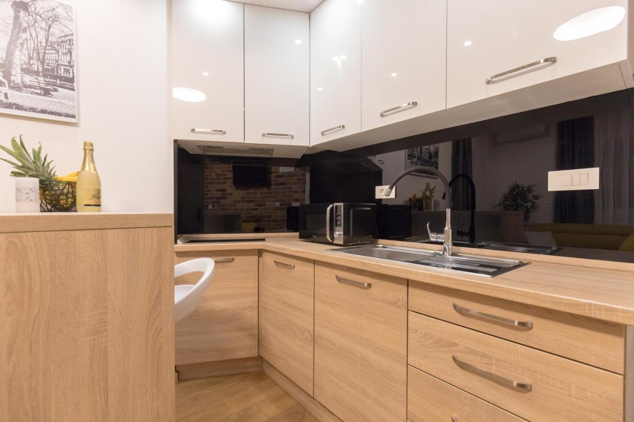 Apartmani I Sobe Pejacevic Osijek Bagian luar foto