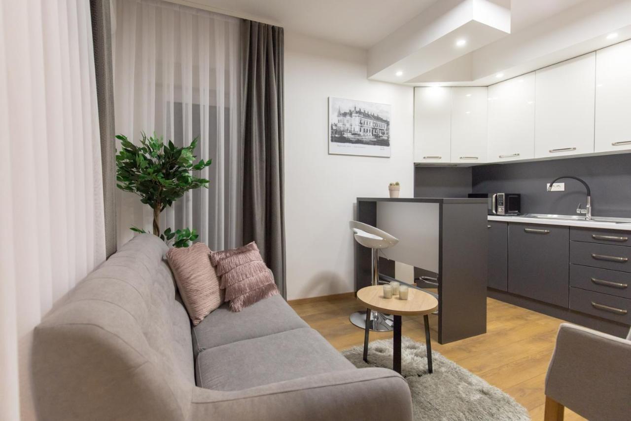 Apartmani I Sobe Pejacevic Osijek Bagian luar foto