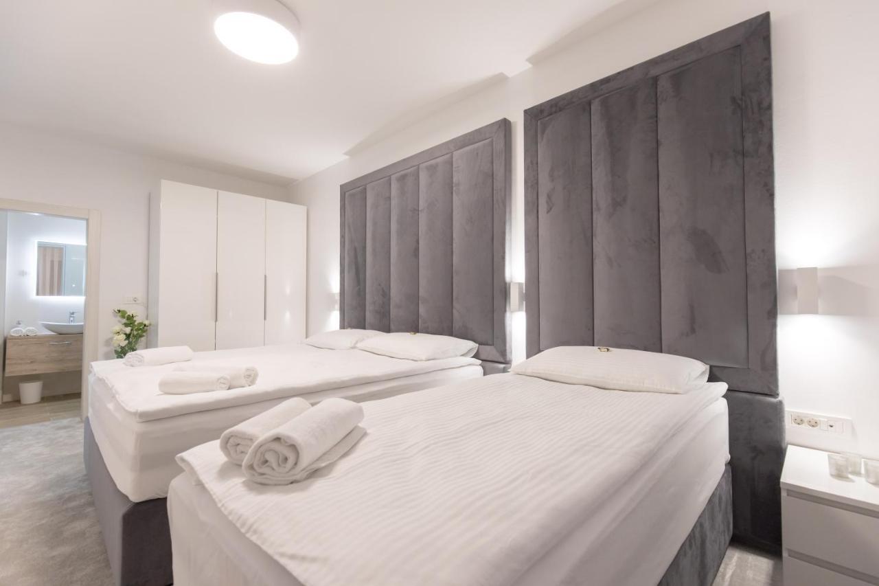 Apartmani I Sobe Pejacevic Osijek Bagian luar foto