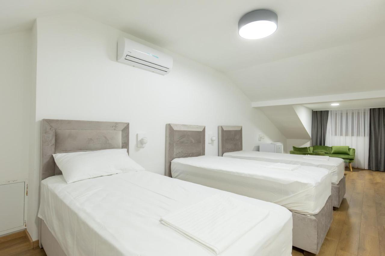Apartmani I Sobe Pejacevic Osijek Bagian luar foto